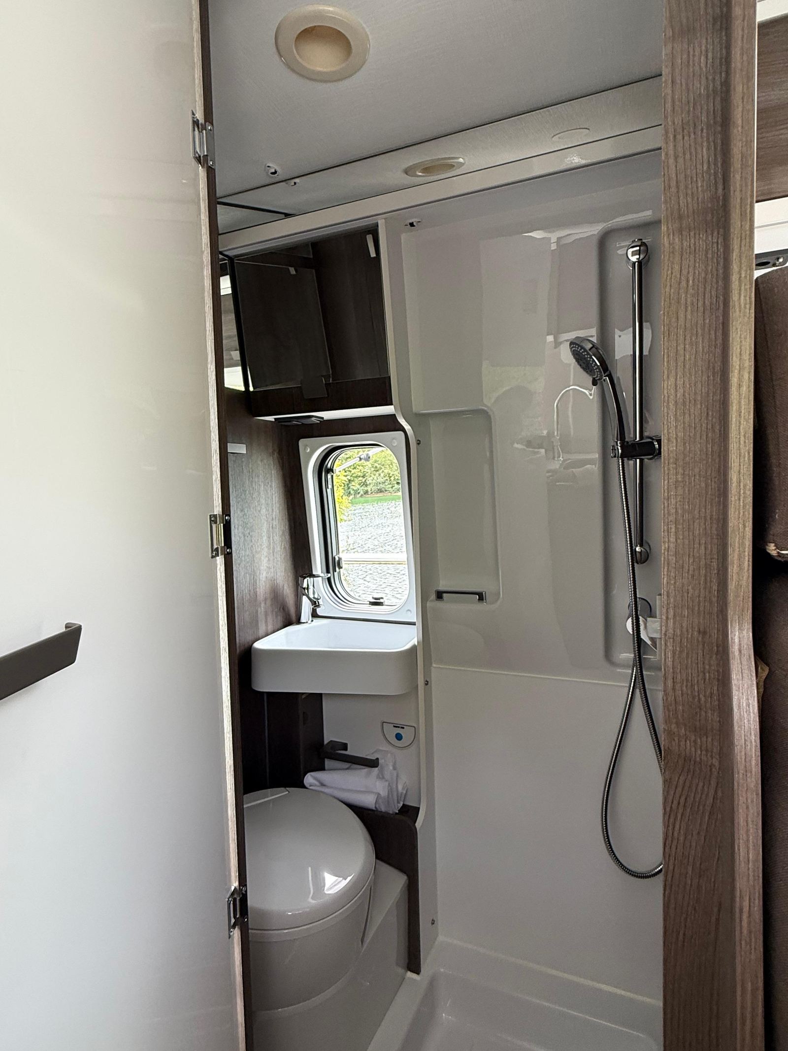 Interior - baño con ducha